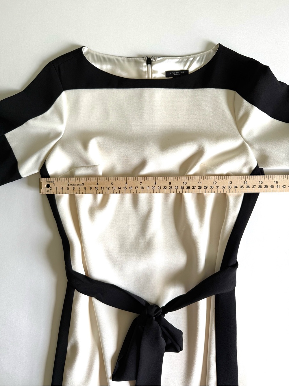 Ann Taylor Cream Black XXS 00P Colorblock Belted Shift Dress Work Office Career - Picture 7 of 13
